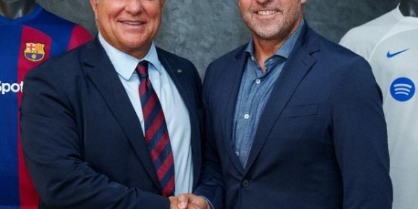 完美世界竞技中心-穷有穷的过法，弗利克靠低姿态拿下巴萨教职