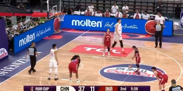 😀张子宇vs印尼球员：这是大人打小孩！不对 我自己就是小孩儿