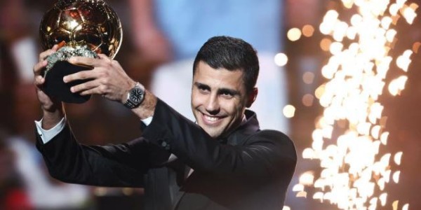 完美世界电竞官网-伟大的进化！4年前，罗德里还自评“灾难”