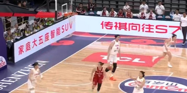 😀张子宇vs印尼球员：这是大人打小孩！不对 我自己就是小孩儿