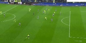 【英超】萨卡双响厄德高传射 阿森纳5比0客胜伯恩利